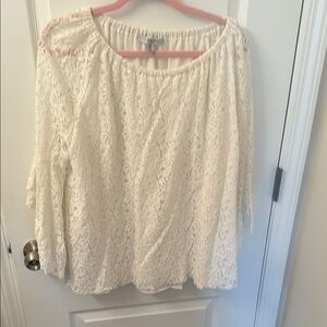 Elegant White Lace Women's Top